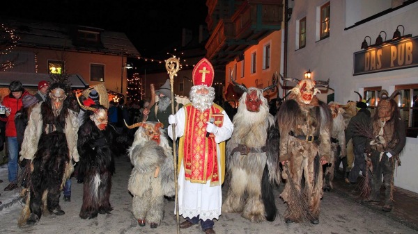 Ed ecco una immagine della sfilata di San Nicolò con i Krampus