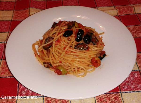 pasta-spaghetti-alla-puttanesca