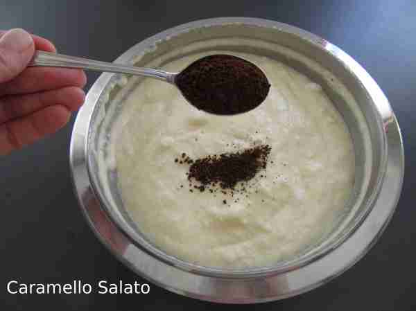 Semifreddo al caffè e meringa