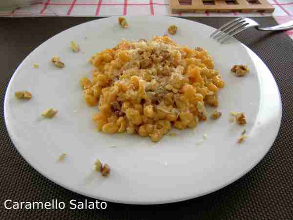 Ricetta Spatzle alla zucca e noci Ricetta Spatzle alla zucca e noci
