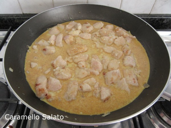 Pollo al curry ricetta