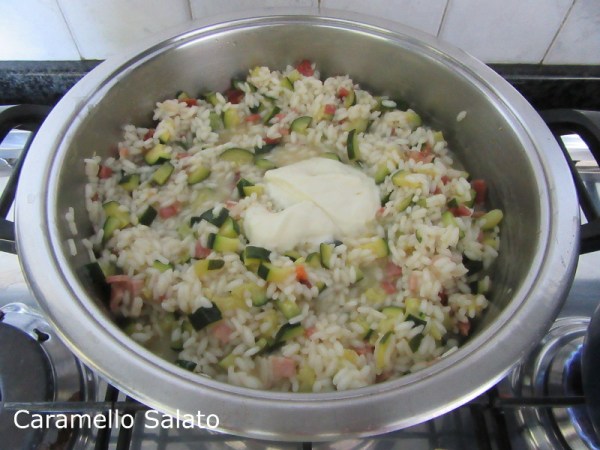 Risotto con zucchine e speck ricetta Risotto con zucchine e speck ricetta