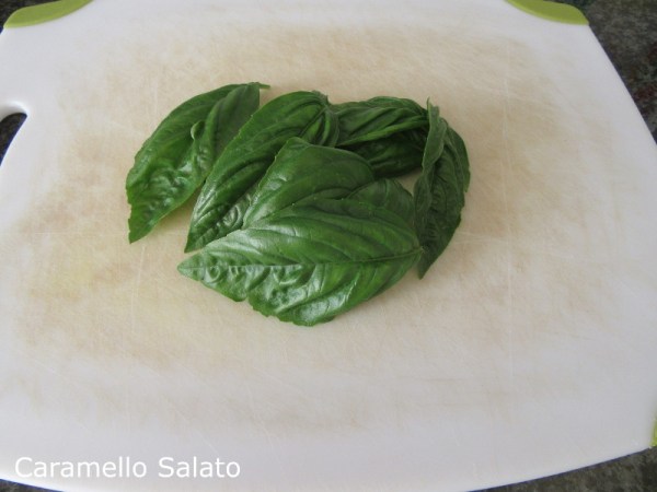 Pasta al pomodoro e ricotta ricetta