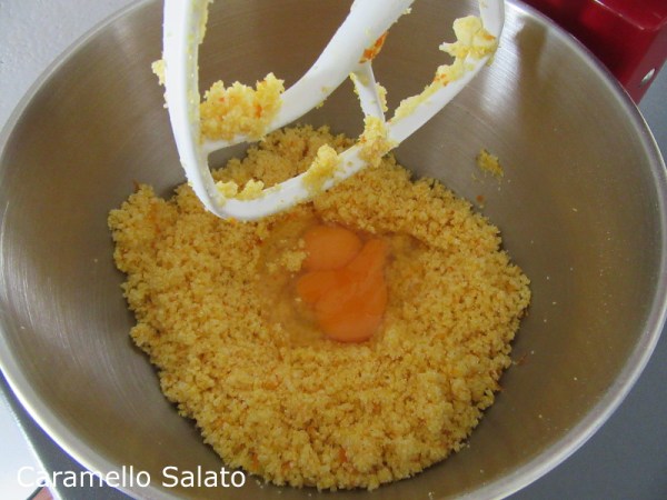 Biscotti di mais all'arancia