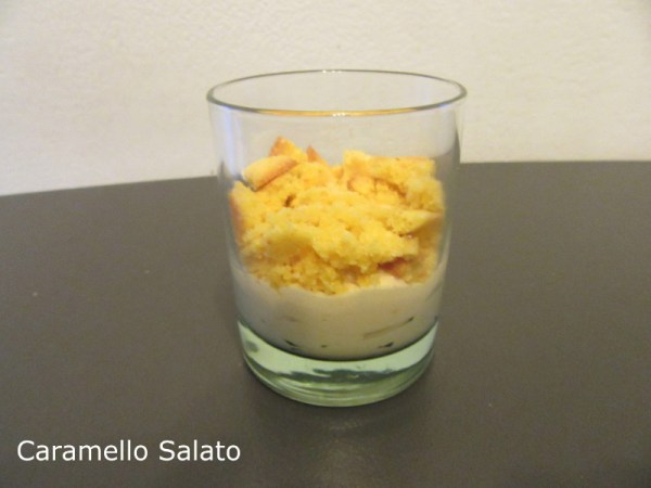 Bicchierini all'arancia e caramello ricetta