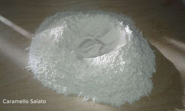 crostoli-chiacchiere-cenci-galani-bugie-frappe-sfrappole