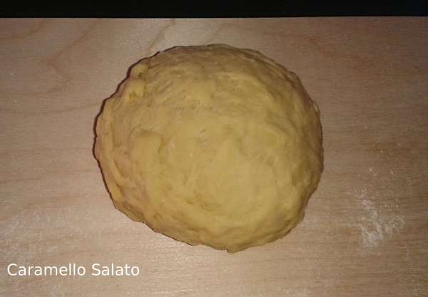 crostoli-chiacchiere-cenci-galani-bugie-frappe-sfrappole