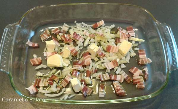patate-al-forno-con-pancetta-e-cipolla