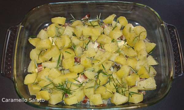 patate-al-forno-con-pancetta-e-cipolla