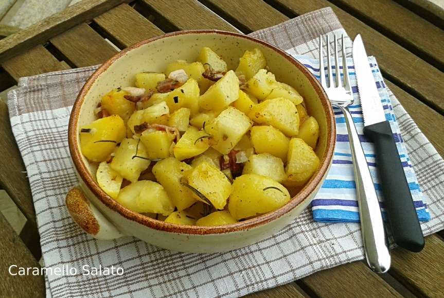 patate-al-forno-con-pancetta-e-cipolla