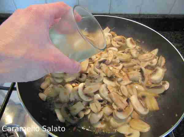 Ricetta Tagliatelle ai funghi