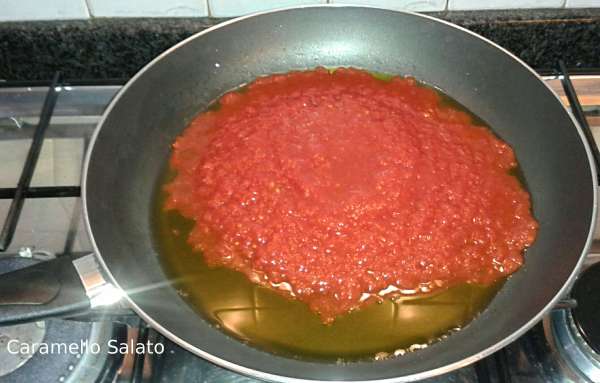 fettine-di-carne-di-manzo-alla-pizzaiola-caramello-salato