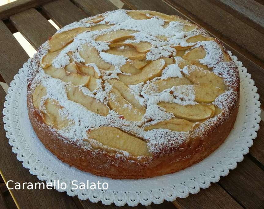Torta di mele e&nbsp;mandorle