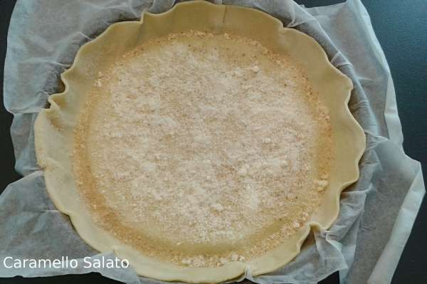 Torta-salata-speck-e-formaggio