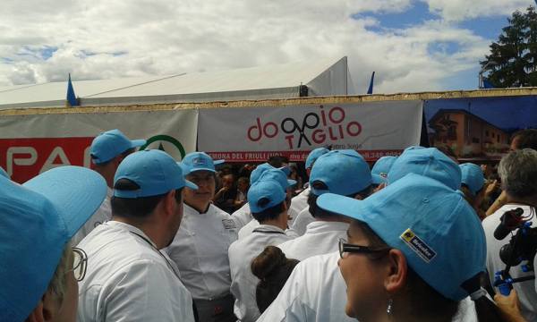 Guinness World Record Tiramisù più grande del mondo Gemona del Friuli