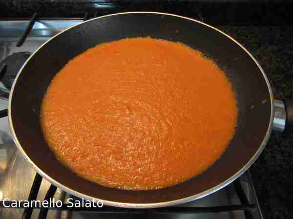 Pasta con crema di peperoni
