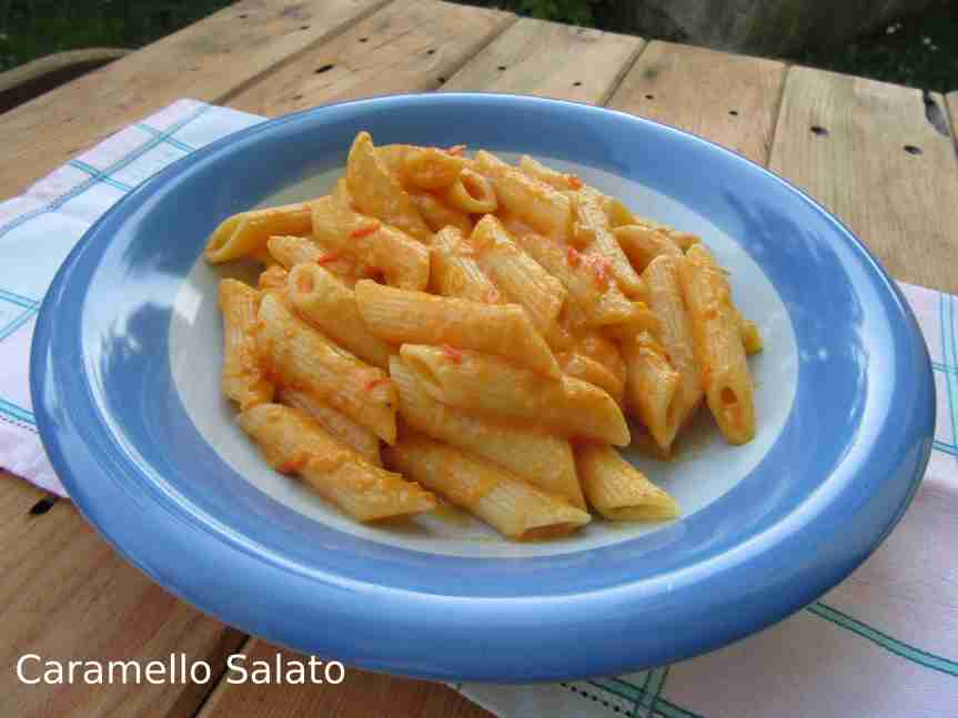 Pasta con crema di peperoni
