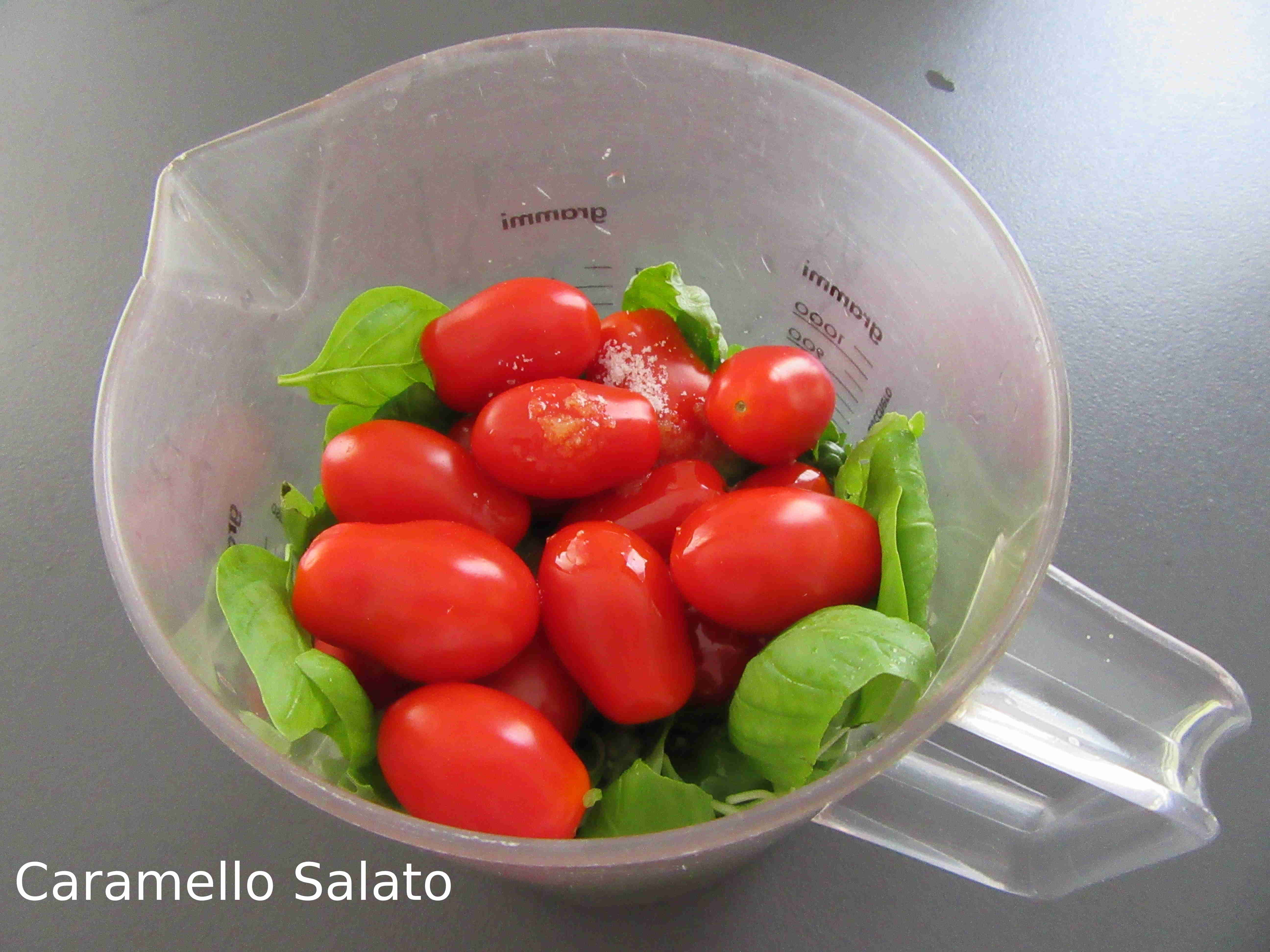Pasta al pesto di tonno e basilico – Caramello Salato