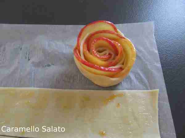Ricetta rose di mele con pasta sfoglia